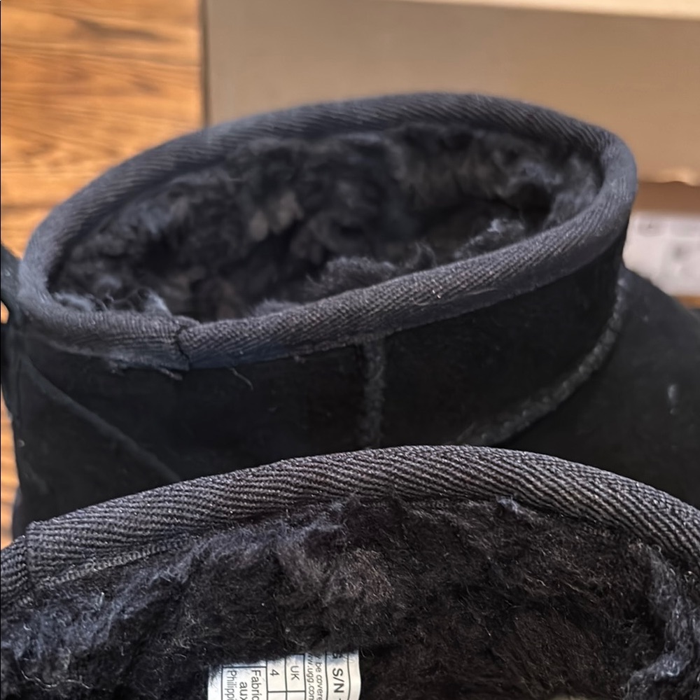 UGG Classic Ultra Mini Platform - Picture 9 of 9